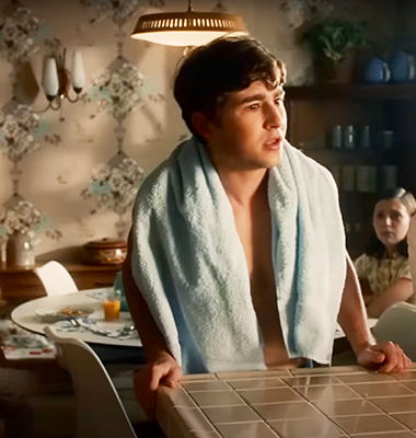 Set decoration that takes us into Spielberg’s memories of growing up