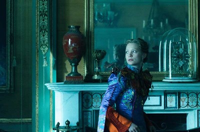 Alice in wonderland online looking glass