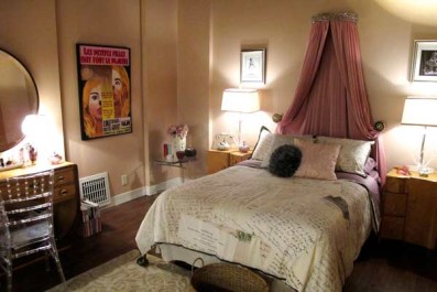 Set Decor Tv Decor Features Pretty Little Liars