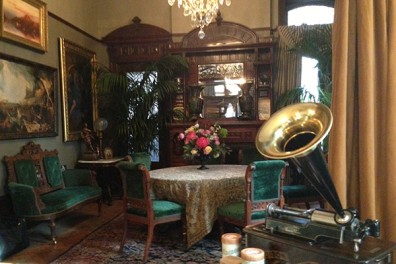 The Knick Set Decorators Society Of America