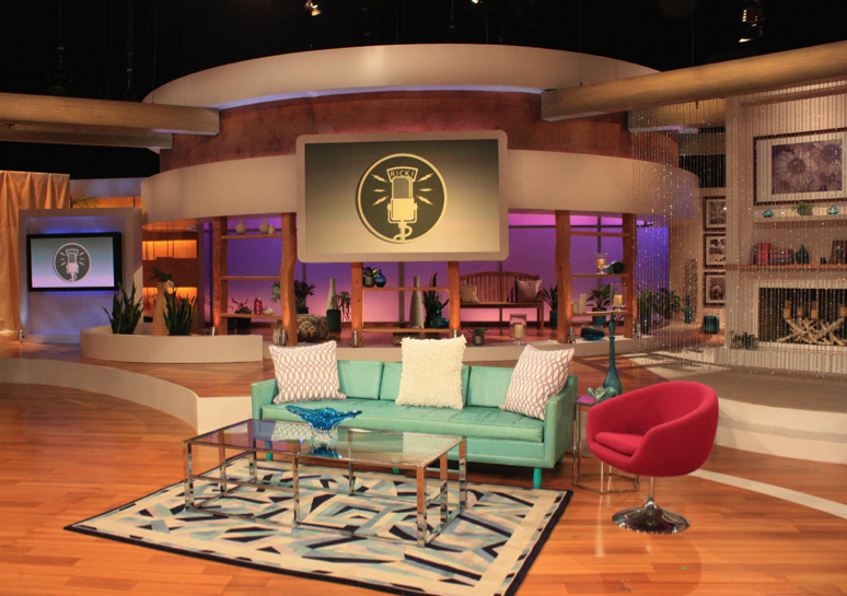 sites/setdecorators/rickigreensofa.jpg